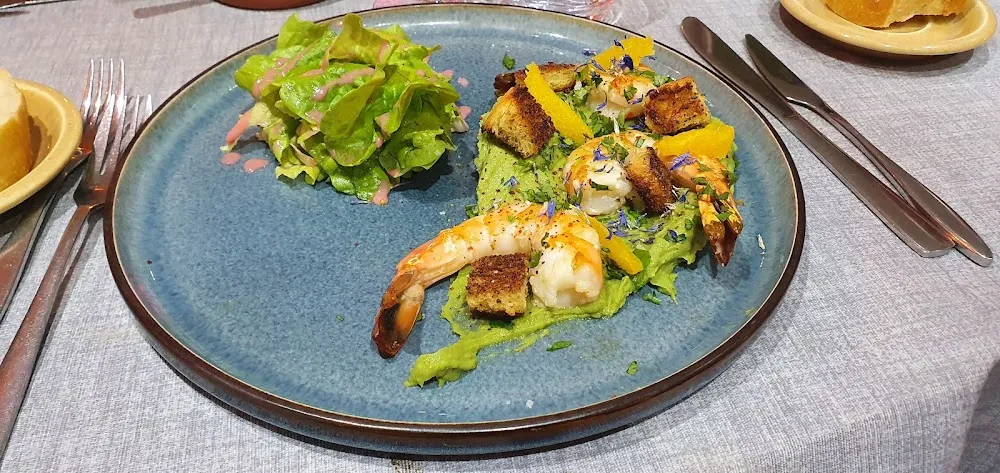 Crevettes Tigre Avocat Et Suprême D'oranges